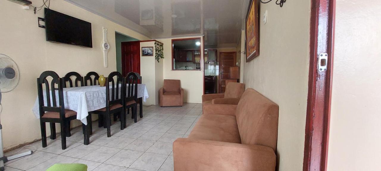 Hostel Casa Marina Пуэрто-Лимон Экстерьер фото