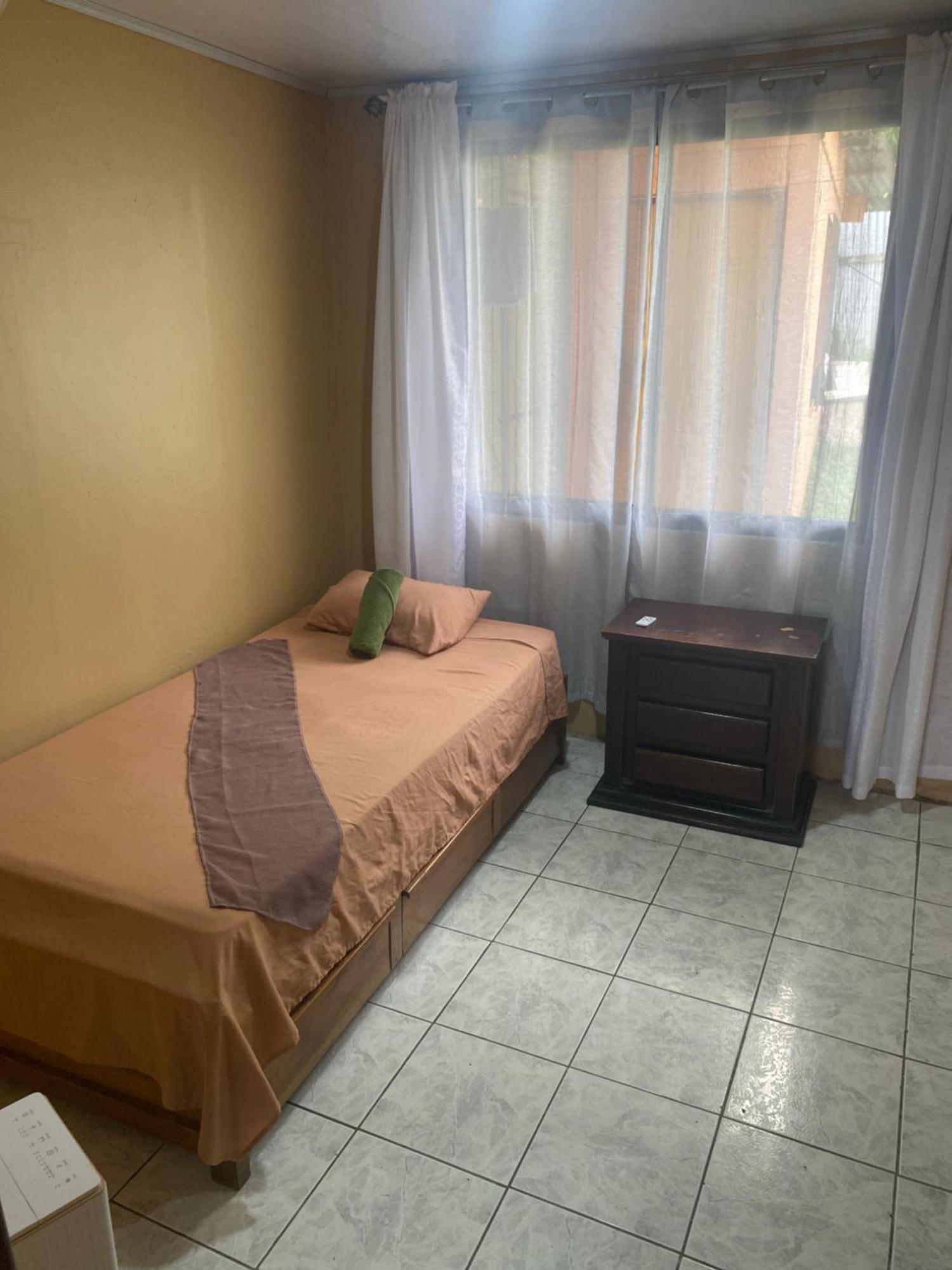 Hostel Casa Marina Пуэрто-Лимон Экстерьер фото
