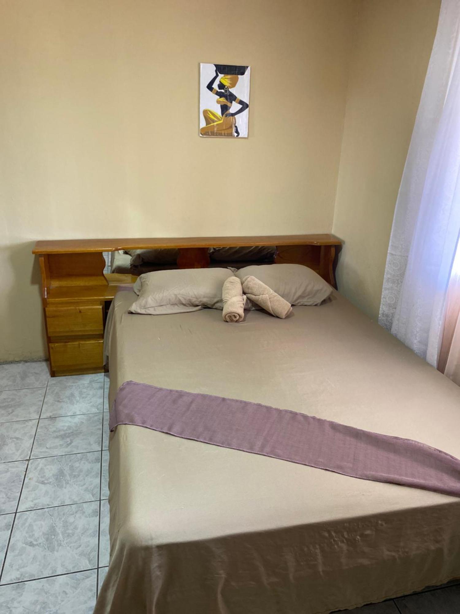 Hostel Casa Marina Пуэрто-Лимон Экстерьер фото